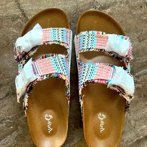 Women’s Sandals